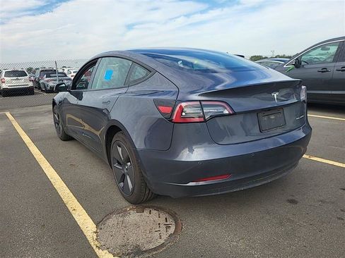 Used 2022 Tesla Model 3 Long Range image 2