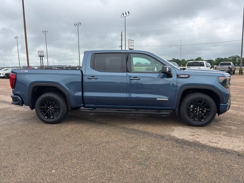 New 2026 GMC Sierra 1500 Elevation image 7