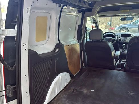 Used 2016 Ford Transit Connect XL FWD image 13