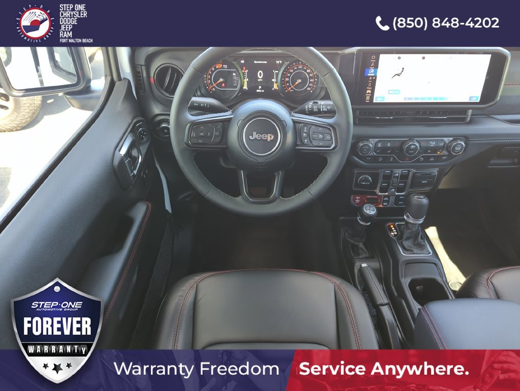 Used 2025 Jeep Wrangler Unlimited Rubicon AWD/4WD image 13