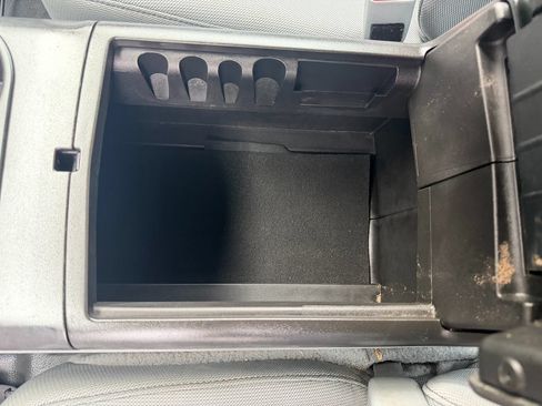 Used 2014 Ford F150 XL w/ Equipment Group 101A Mid RWD image 16
