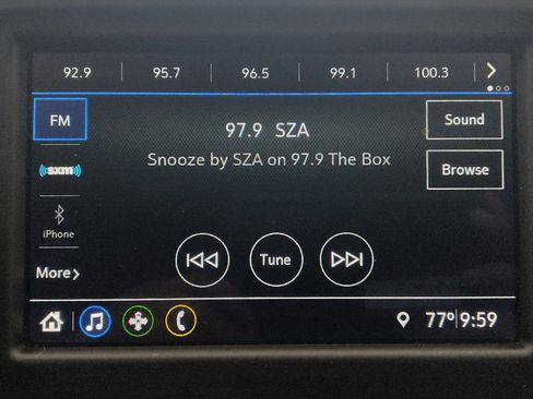 Used 2019 Chevrolet Equinox LT image 25