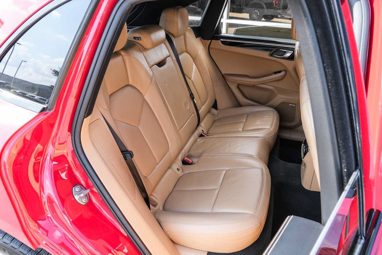 Used 2018 Porsche Macan S AWD/4WD image 32