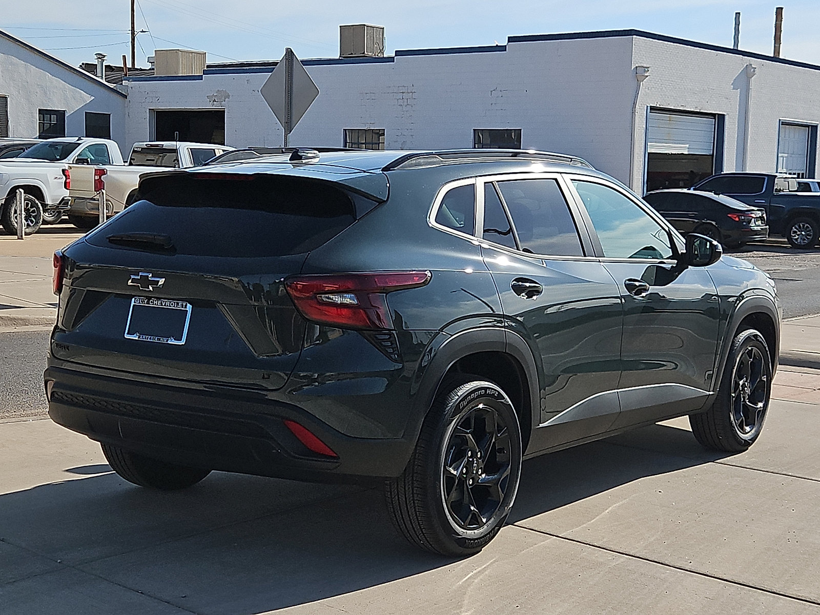 New 2026 Chevrolet Trax LT w/ Driver Confidence Package FWD image 4