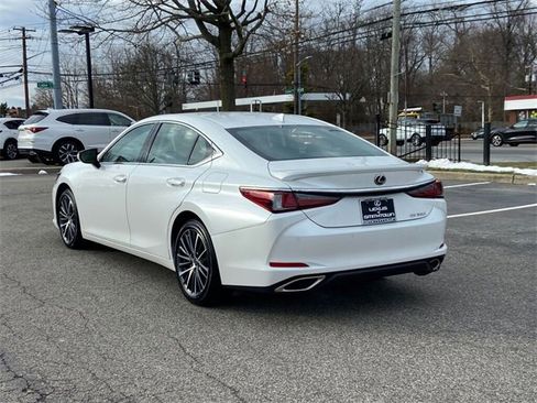 Used 2023 Lexus ES 350 w/ Premium Package image 7