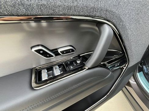 New 2026 Land Rover Range Rover Sport Dynamic SE AWD/4WD image 12