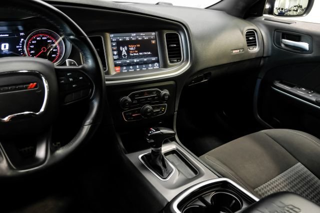 Used 2022 Dodge Charger Scat Pack w/ Harman/Kardon Audio Group RWD image 25