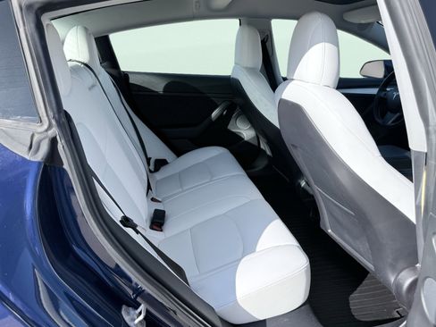 Used 2021 Tesla Model 3 Long Range image 34
