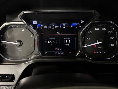 Used 2022 GMC Sierra 3500 Denali w/ Denali Ultimate Package AWD/4WD image 14