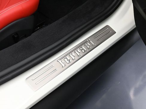 Used 2025 Ferrari 296 GTS image 26