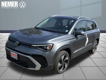 New 2025 Volkswagen Taos SE