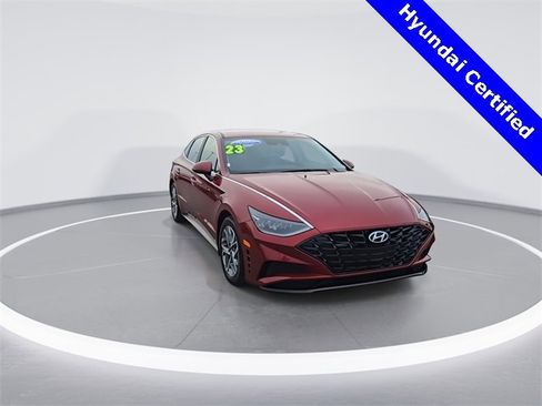 Used 2023 Hyundai Sonata SEL image 2
