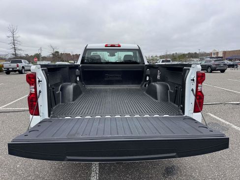 Used 2025 Chevrolet Silverado 1500 W/T image 14