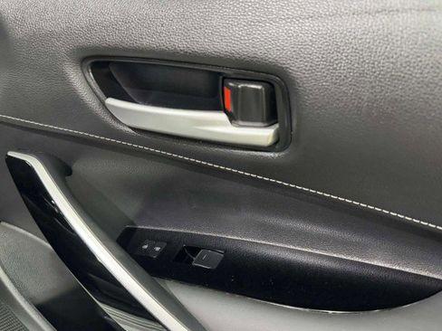 Used 2022 Toyota Corolla XSE image 45