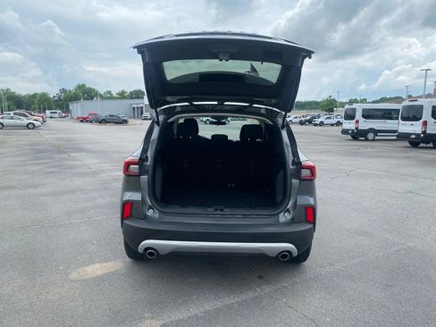 Certified 2025 Ford Escape Active FWD image 9