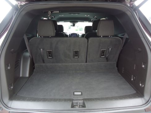 Used 2023 Chevrolet Traverse LT AWD/4WD image 30