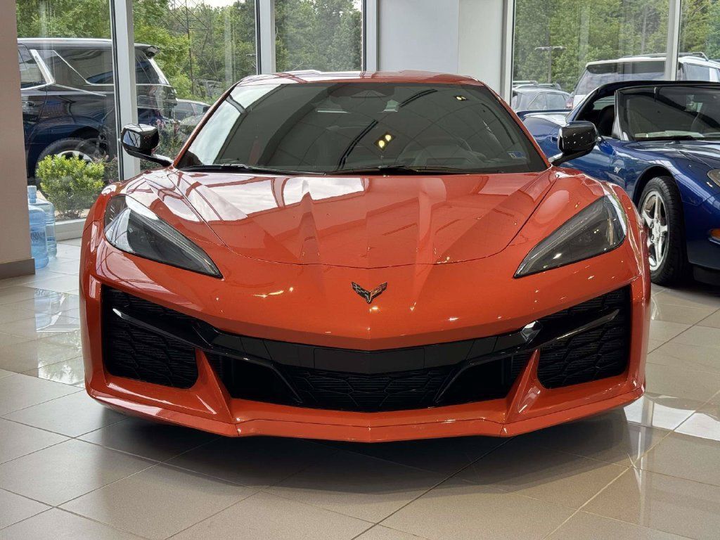Used 2025 Chevrolet Corvette Z06 w/ Battery Protection Package RWD image 25