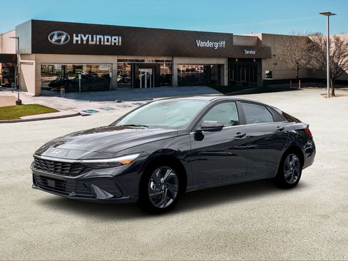 New 2026 Hyundai Elantra SEL Sport FWD image 2