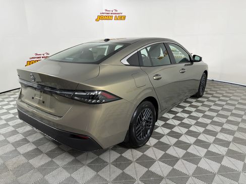 New 2026 Nissan Sentra SV w/ Floor Mat Package image 6