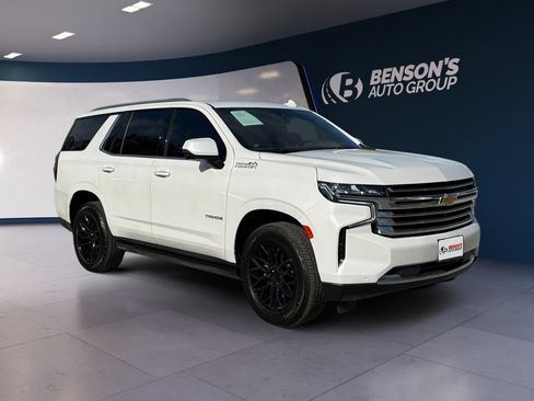 Used 2024 Chevrolet Tahoe High Country AWD/4WD image 7