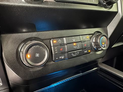 Used 2019 Ford F150 XLT w/ Equipment Group 302A Luxury AWD/4WD image 21