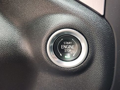 Used 2021 GMC Sierra 1500 SLT RWD image 19