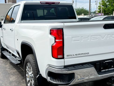 Used 2026 Chevrolet Silverado 2500 LTZ w/ LTZ Premium Package AWD/4WD image 14