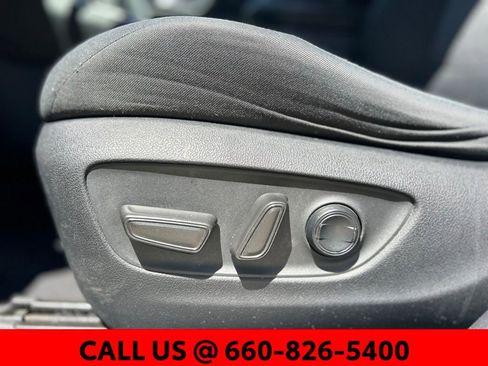 Used 2021 Toyota RAV4 XLE w/ Carpet Mat Package (TMS) image 13