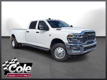 Used 2025 RAM 3500 Tradesman w/ Chrome Appearance Group