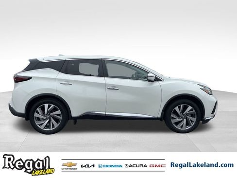 Used 2021 Nissan Murano SL w/ SL Moonroof Package image 3