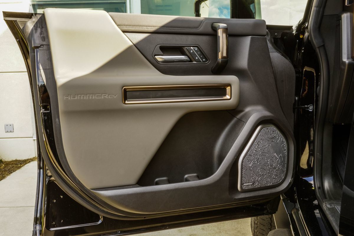 Used 2025 GMC Hummer EV 3X AWD/4WD image 37