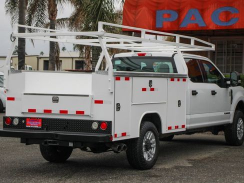 Used 2019 Ford F350 XLT image 10