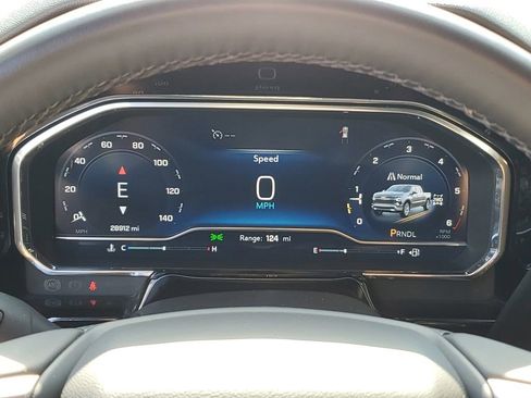Used 2024 Chevrolet Silverado 1500 LT AWD/4WD image 20
