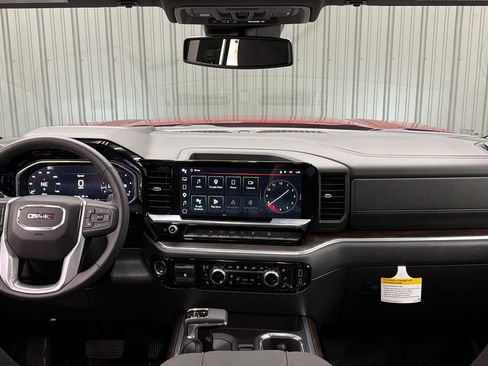 Used 2026 GMC Sierra 1500 SLT w/ SLT Convenience Package AWD/4WD image 37