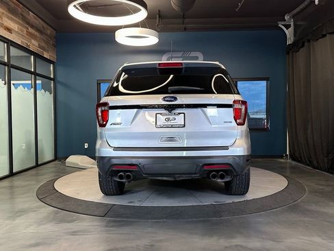 Used 2019 Ford Explorer Sport w/ Equipment Group 401A AWD/4WD image 4