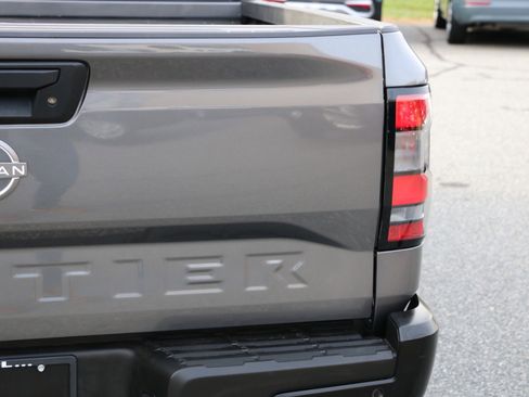 Used 2022 Nissan Frontier S w/ Technology Package image 7