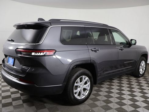 Used 2023 Jeep Grand Cherokee L Limited AWD/4WD image 13
