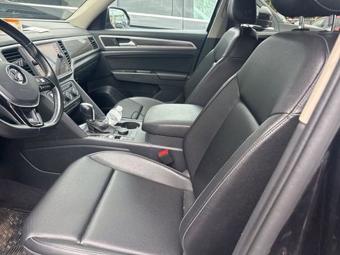 Used 2019 Volkswagen Atlas SE w/ Towing Package AWD/4WD image 11