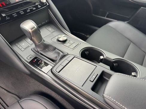 Used 2025 Lexus IS 350 F Sport RWD image 22