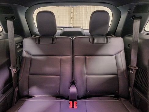 New 2026 Ford Explorer ST-Line w/ ST-Line Street Pack image 32