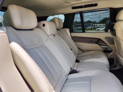 Certified 2023 Land Rover Range Rover First Edition AWD/4WD image 15