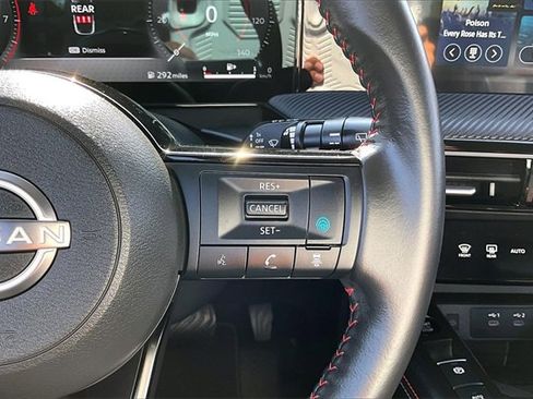 Certified 2025 Nissan Kicks SR image 11