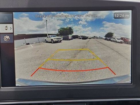 Used 2026 Hyundai Elantra SE FWD image 14