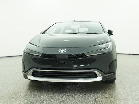 New 2026 Toyota Prius Plug-In Hybrid FWD image 9
