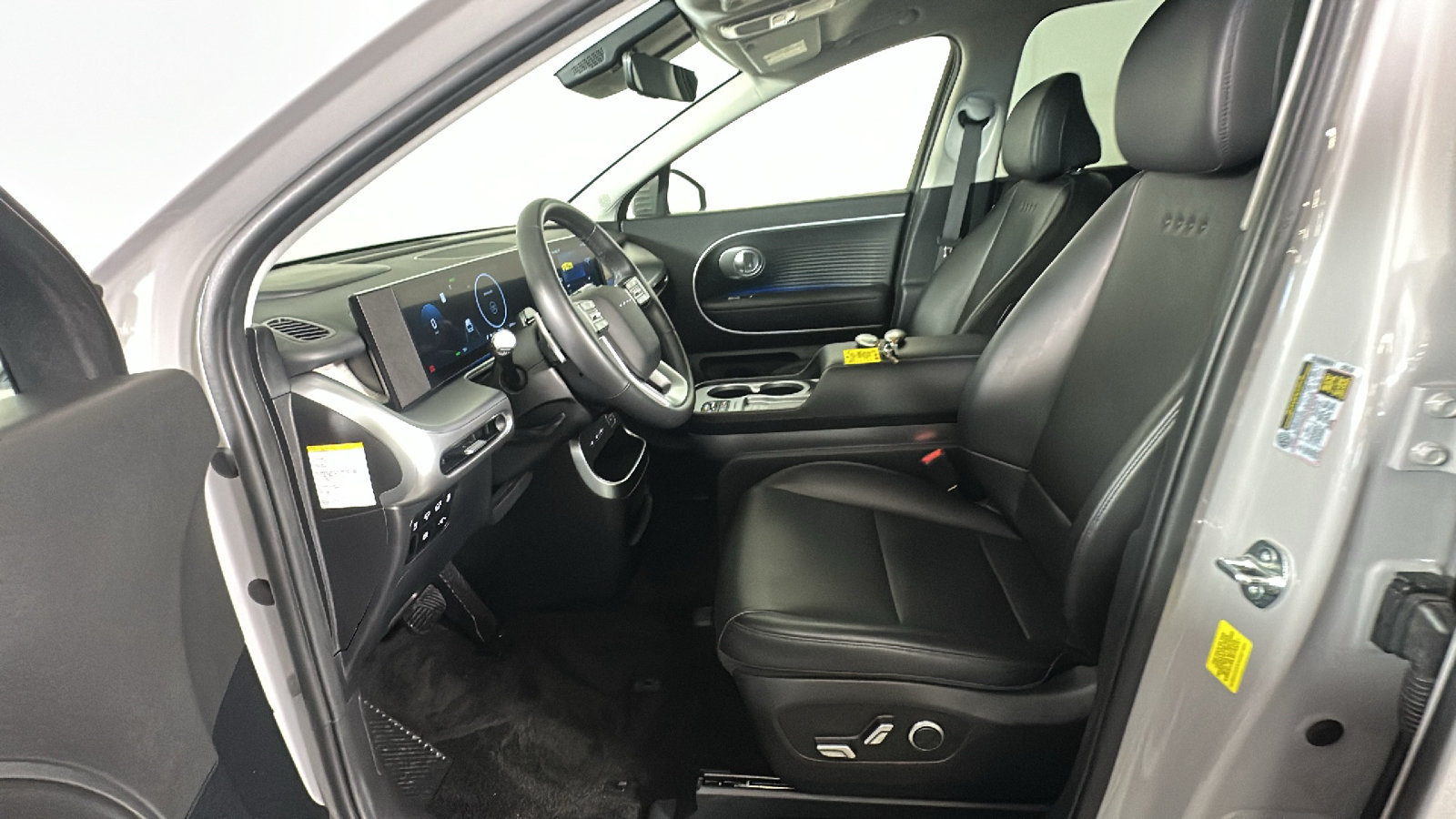 Used 2026 Hyundai Ioniq 9 SEL AWD/4WD image 14