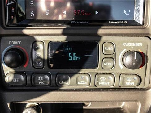 Used 2002 Chevrolet Corvette Coupe w/ Preferred Equipment Group2 image 15