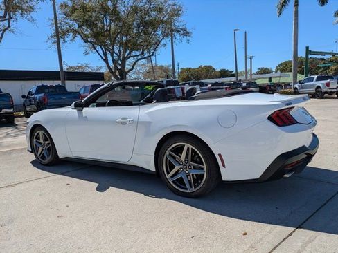 Used 2024 Ford Mustang Premium image 7