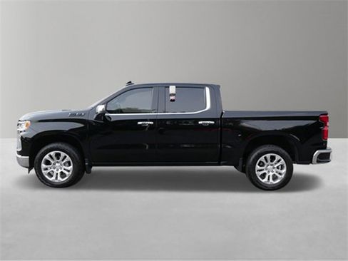 Used 2023 Chevrolet Silverado 1500 LTZ w/ LTZ Premium Package image 2