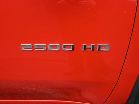 Used 2024 Chevrolet Silverado 2500 LTZ w/ LTZ Premium Package image 7