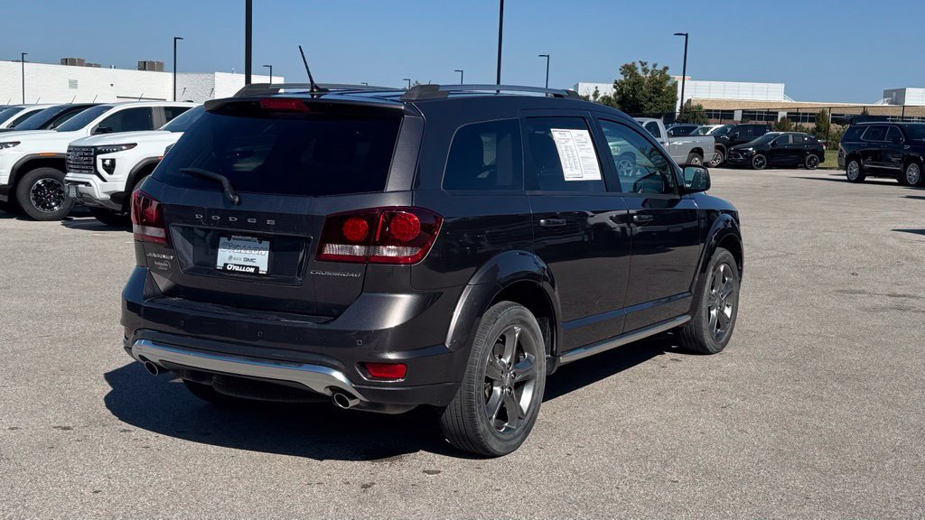 Used 2017 Dodge Journey Crossroad w/ Popular Equipment Group FWD image 2